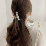 ホワイトフラワーヘアクリップ 　バンスクリップ　ヘアアクセサリー　ビンテージ　韓国ファッション