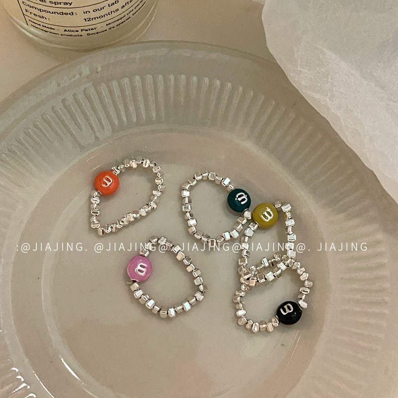 指輪　リング　アクセサリー　韓国ファッション　デザイン　金属　高級感　アルファベット