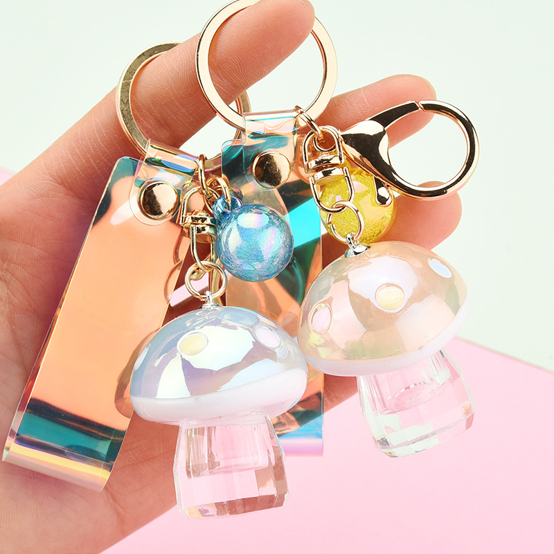 4色 きのこキーホルダー アクリル ライト付き 光るキノコ キー