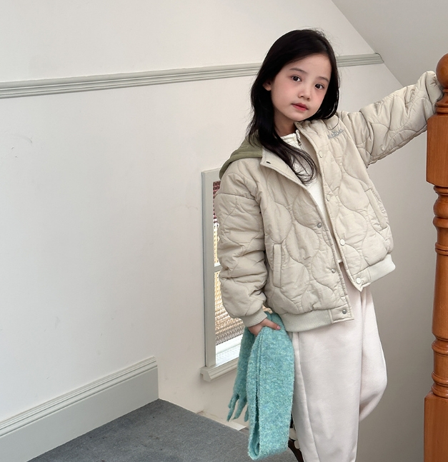 冬新作　韓国風子供服  トップス    コート  暖かい服    綿入れの着物    男女兼用   2色