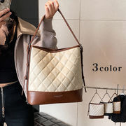 キルティングショルダーバッグ　鞄　大容量　レディース　韓国ファッション　3colors