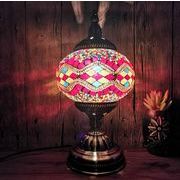 カラフルなモザイク装飾的な夜の光のステンドグラスのランプシェード手作りのランプ