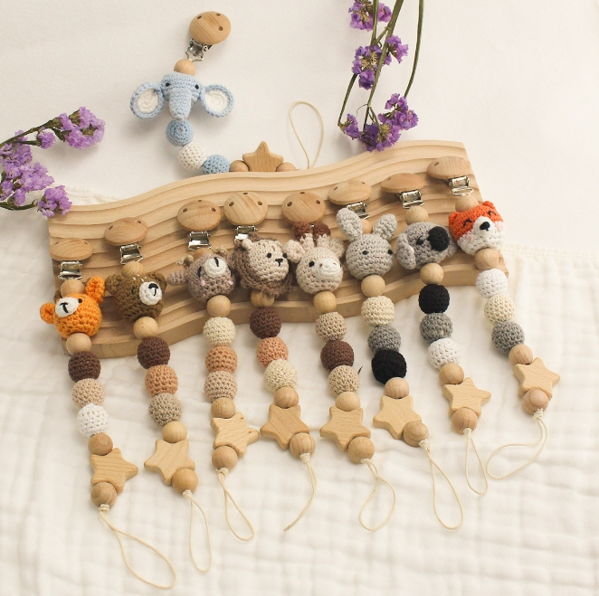 子供用品  知育玩具  木製  おしゃぶりホルダー おもちゃ  チェーン シリコン  歯を磨く 動物  9色
