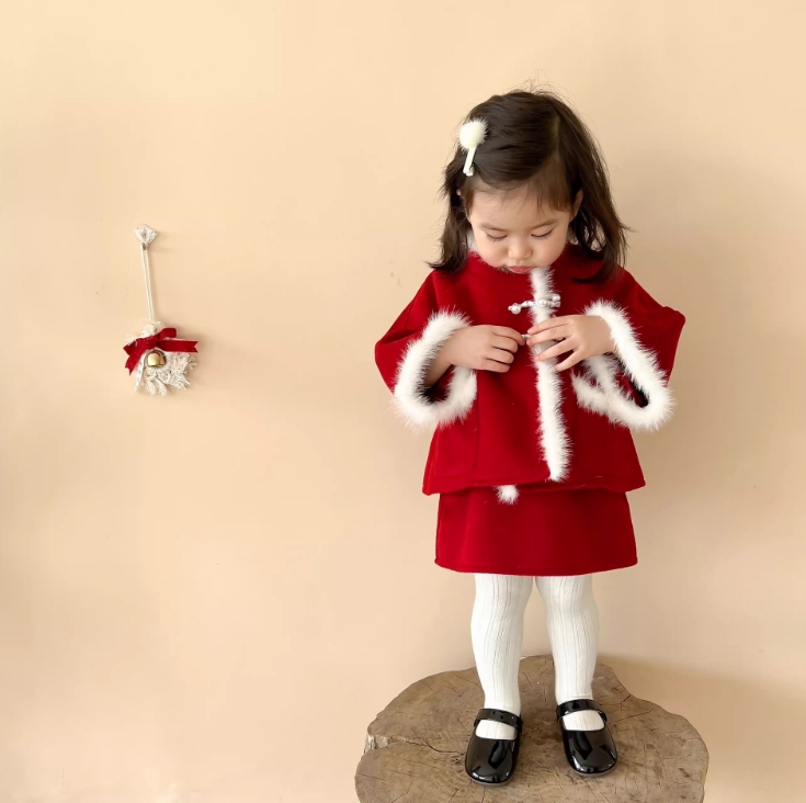 新作 韓国風子供服   ベビー服  女の子  レッド  コート +スカート  2点セット