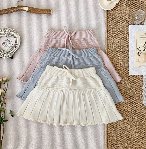 レジャー  子供服  2024夏新品    ハーフスカート スカート  韓国風    可愛い  ニット  73-110cm  3色
