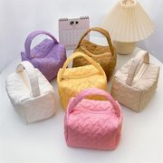 キルティング収納バッグ　化粧バッグ　ポーチ　ハート柄　デザイン　韓国ファッション　9colors