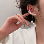 925銀針高級感真珠フリンジ耳骨挟みイヤリング一体式耳挟み新型網紅気質耳飾り女