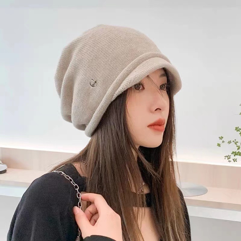 VIVIENNE WESTWOOD  ベレー帽　クリーム色 VIVIENNE WESTWOOD ベレー帽 クリーム色 VivienneWestwood