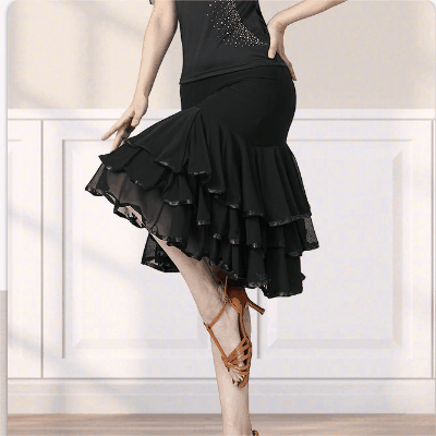 新品 ベリーダンス インドダンス フラメンコ ロングスカート ラテンダンス 社交ダンス 不規則 フリル 4色