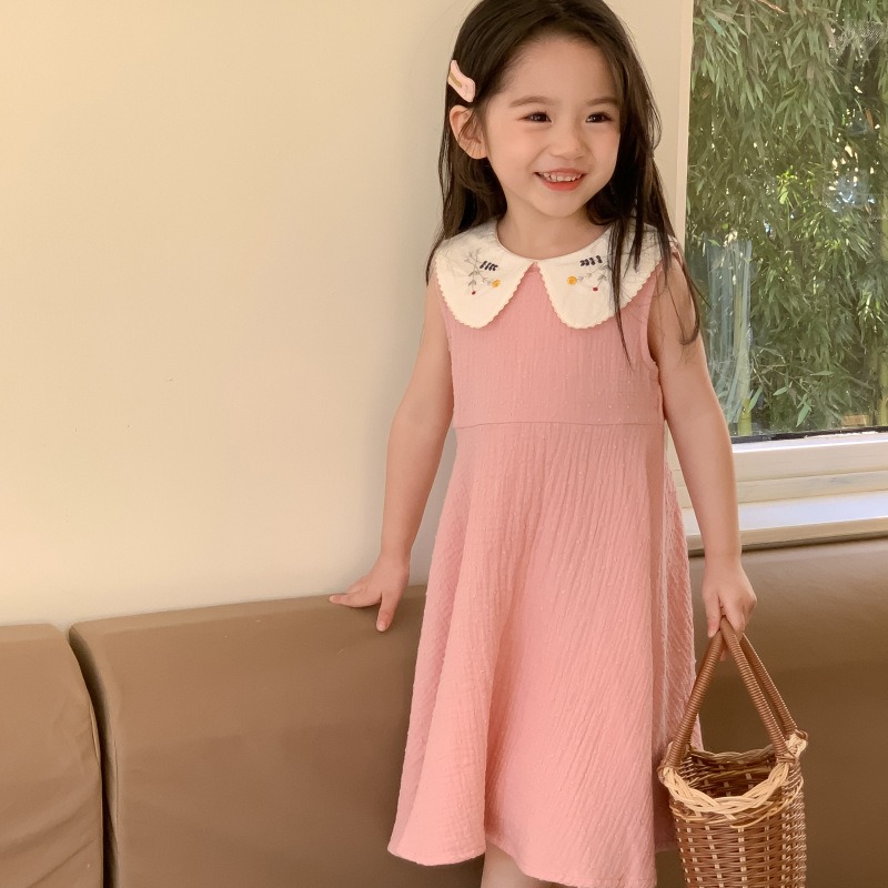 花の刺繍 ピンクのドレス  韓国子供服  夏服  ワンピース   夏新作  夏服 子供用ドレス