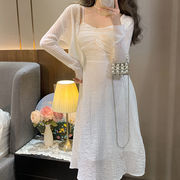 韓国版新作春ドレス、純粋な欲望スタイル、シックなvネックデザインのサスペンダースカート+多用途セーター