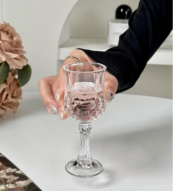 アンティークグラス　オペーク（乳白色）ツイストステム　ゴブレット　R1540ダI アンティークグラス オペーク（乳白色）ツイストステム