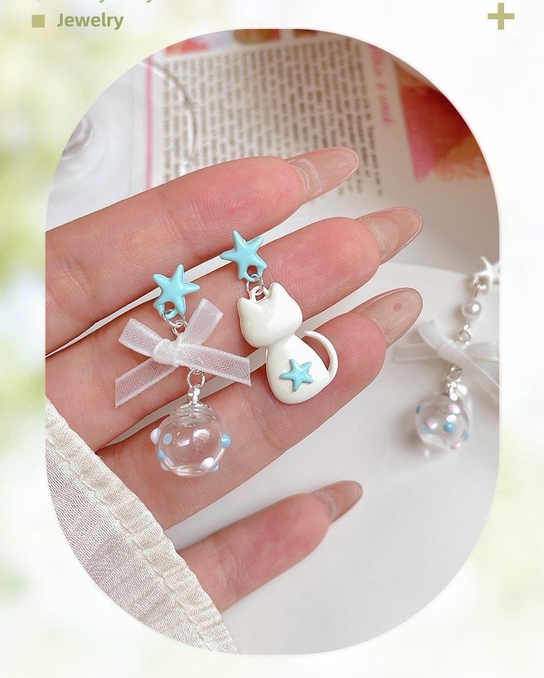 ピアス 猫と星とリボンのデザイン 2色 かわいい 猫ピアス 星 リボン 蝶結び ピアス レディース ピアス 猫