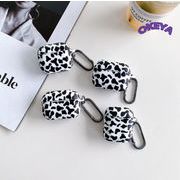 ブルーツゥースイヤホンカバー Airpodspro2カバー Airpods用保護ケース イヤホン保護用 乳牛柄