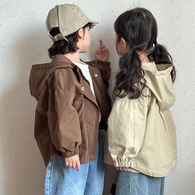 QQMM☆2025春新作 姉妹兄弟コーデ無地帽子付きポケット付きトレンチコート全2色