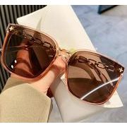 2025年新作　ファッション雑貨　大人用サングラス　UVカット