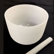 クリスタルシンギングボウル　8寸　マット付き　ゴム製　チベット　法具　お部屋　石　浄化