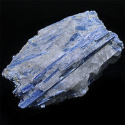 カイヤナイト ブラジル ミナスジェライス州 アラスアイ kyanite 原石 鉱物 結晶 台付