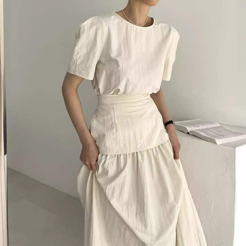 2025年新品★レディース服★セットアップ★トップス+スカート★ 2色