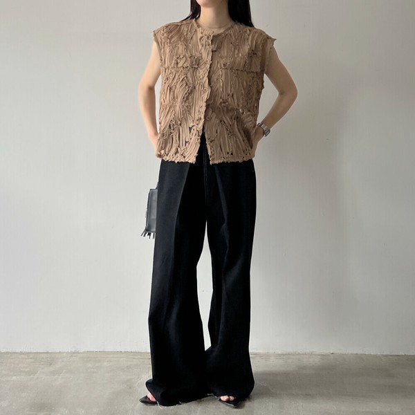 2025新作予約】刺繍レースノーカラーベスト | 卸売・ 問屋