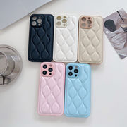 iPhone ケース iPhone15 スマホケース アイフォンケース リップル レンズ保護 マトラッセ キルティング