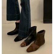 秋冬シューズ ショートブーツ 尖り お出かけ 靴