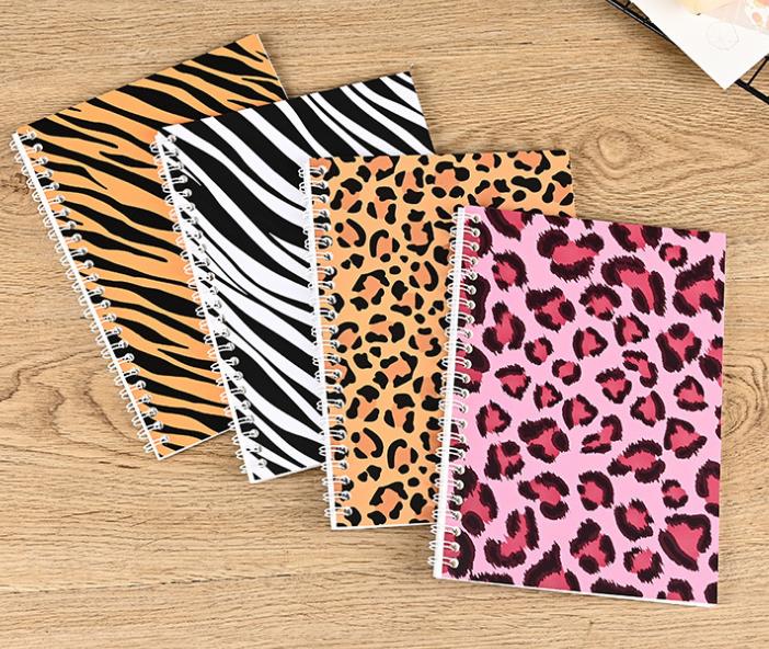 文具◆シールを繰り返し貼って剥せるシール帳　シールブック★