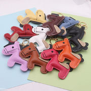 10色 かわいい PUレザー 馬のキーホルダー バッグ飾り 馬のアクセサリー ウマ 馬の雑貨 horse 用品 馬関連