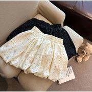 ボトムス スカート Aライン   ミニスカート  ドット柄