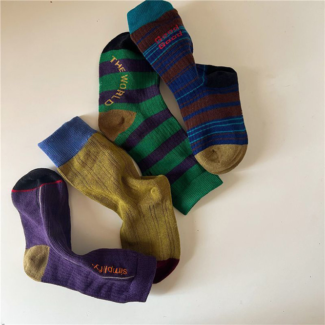 2025秋冬※ソックス ミドル丈 配色 スポーツ ボーダー ベビー コットン靴下【4ペア入り】