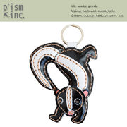 ■ピズム■■2026SS　新作■　レザーkeyホルダー　Skunk