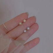 ピアス 四つ葉 クローバー 小ぶり ダイヤ つけっぱなし 14k シンプル 金属アレルギー対応 両耳用 結婚式