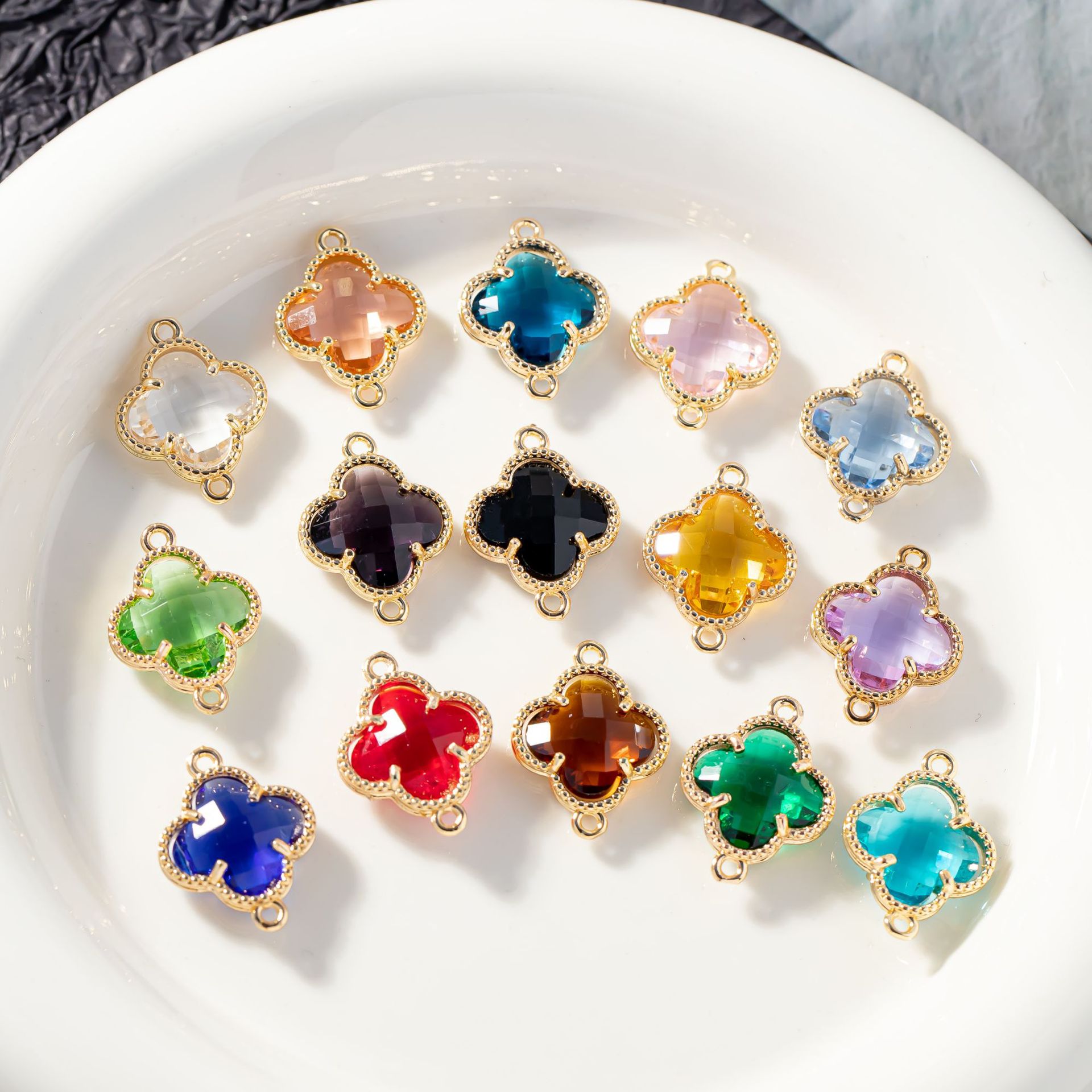 クローバー チャーム コネクター パーツ ピアス イヤリング ネックレス 花 フラワー アクセサリーパーツ
