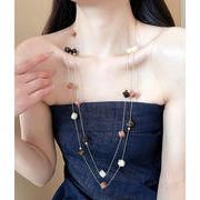 軽量 華奢見え ニュアンスカラー 四角ビーズ ロングチェーンネックレス　 x541