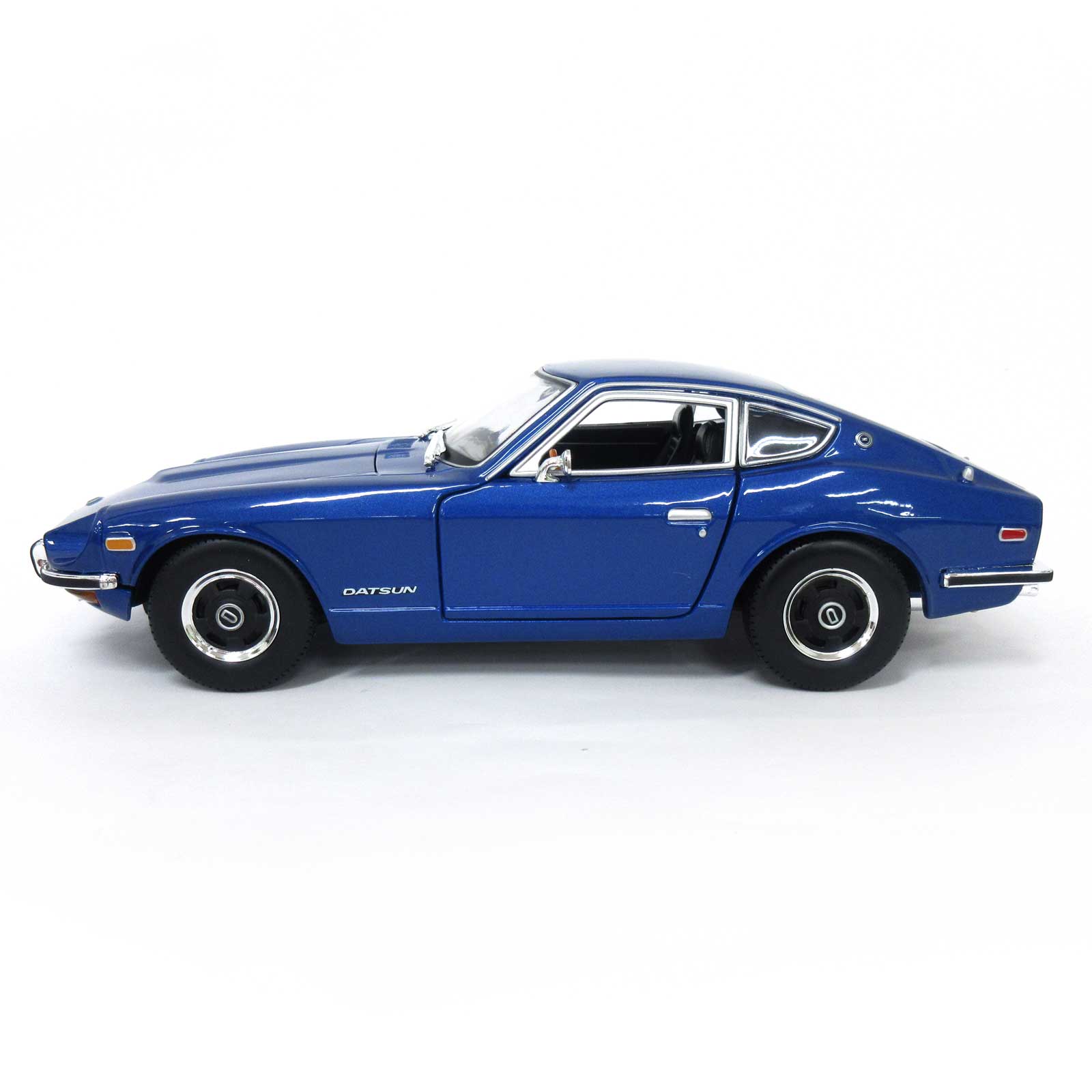 ミニカー＞Maisto ミニカー 1:18 1971 ダットサン 240Z ブルー No.200