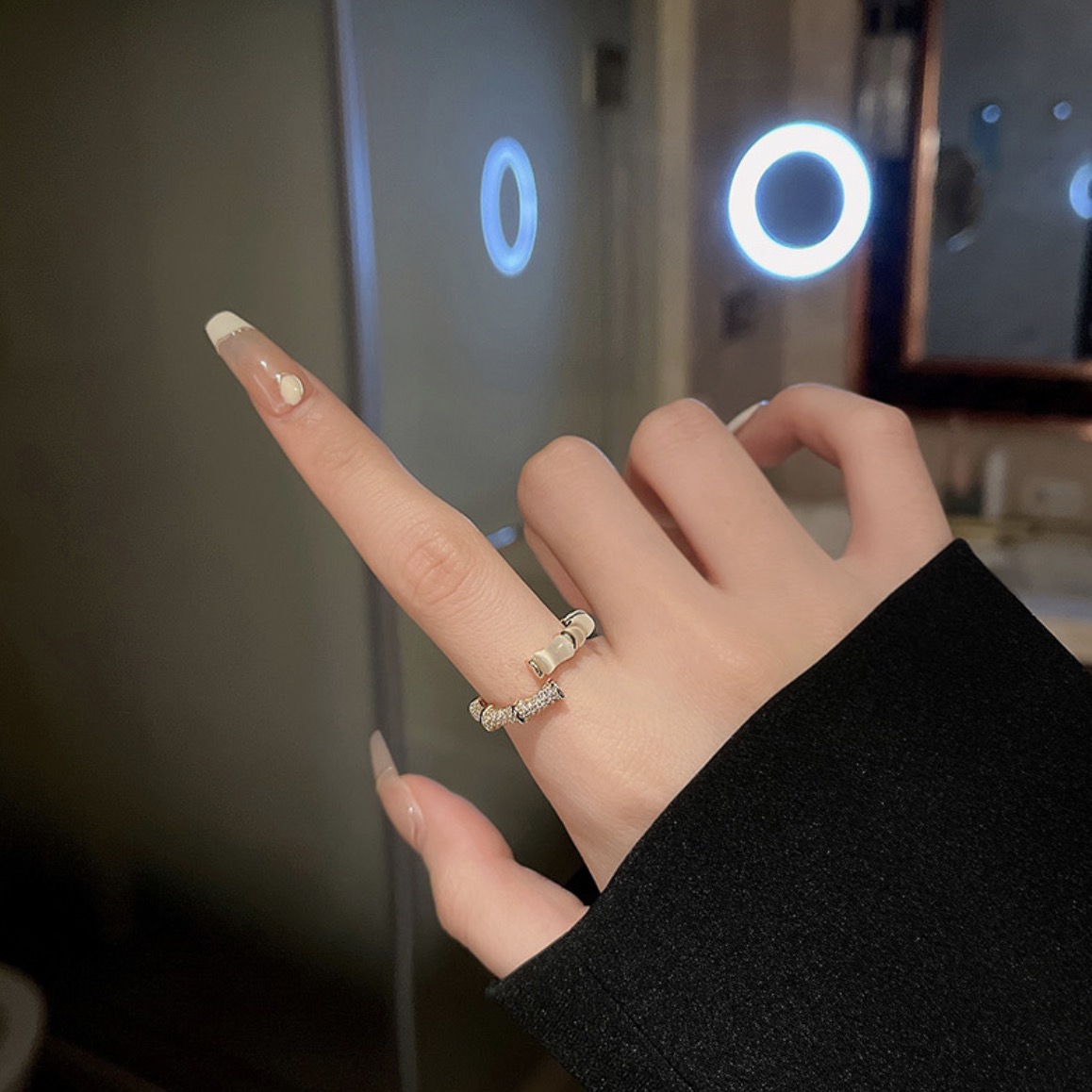 2022新作レディース用　指輪　リング　可愛いキラキラ　指輪　個性的なリング