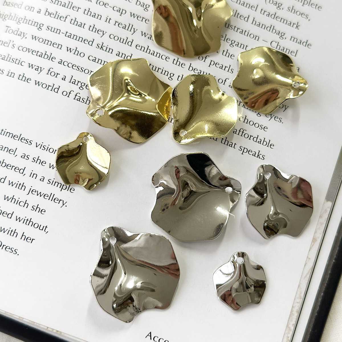 金属・メタル製 シャネル置物 オブジェ 【公式通販】