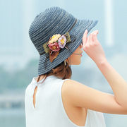 夏の人気 麦わら帽子 ストライプ 日よけ帽   広いひさし 折りたたみ式 旅行用ビーチハット