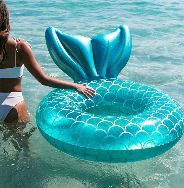 夏新作 人気  2022 ハワイ 新アイテム   子供浮き輪 浮き輪 砂浜 プール用品 キッズ 大人 海上遊び2色