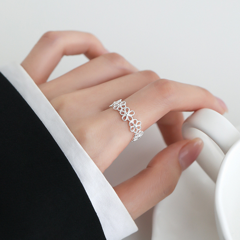 指輪　レディースアクセサリー　メタル　高級感　韓国風　リング　デザイン　花柄