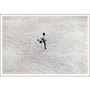 ポストカード モノクロ写真「走る黒人の子ども」