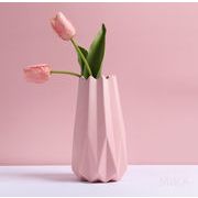 2022 INS  人気  セラミックス  几何 生け花器 収納  置物を飾る  創意撮影装具 植木鉢