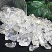 【天然石 パワーストーン】天然水晶　タンブル(大粒)（さざれ）（100g）