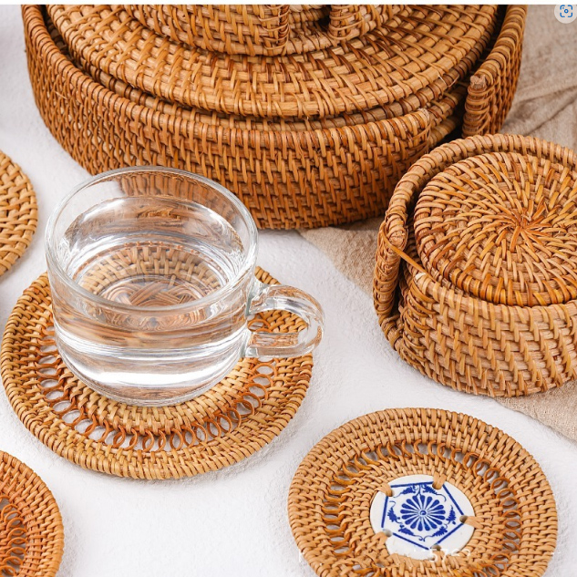 コースター実用コースターキッチン滑り止めマット手織保温コースターカップ・ソーサー各種に対応した楕円形4枚セットドリンクコースター コースター実用コースターキッチン滑り止めマット手織保温コースター