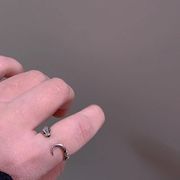 欧米のオシャレな大物ミニマリズムクローバーリングの指輪がおすすめ高級感　調節可