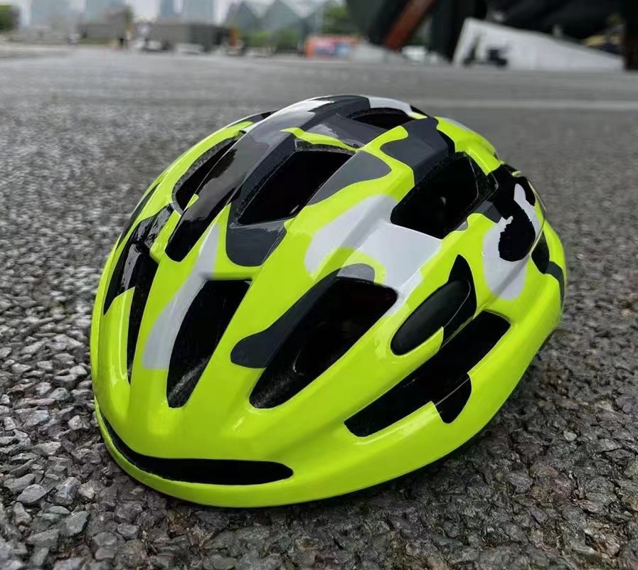自転車 自転車 ヘルメット 大人用 男女兼用 防災ヘルメット 頭部保護 乗馬用ヘルメット