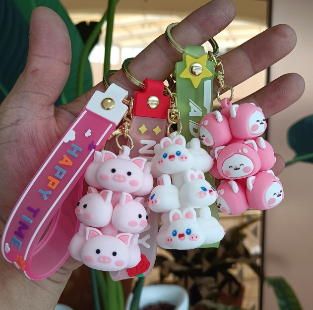 キーホルダー   猫    うさぎ   韓国風    キーリング    プレゼント  バッグストラップ  DIY  小物  15色