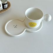 カップ   ins    撮影道具    かわいい    笑顔    マグカップ    陶器    コーヒーカップ