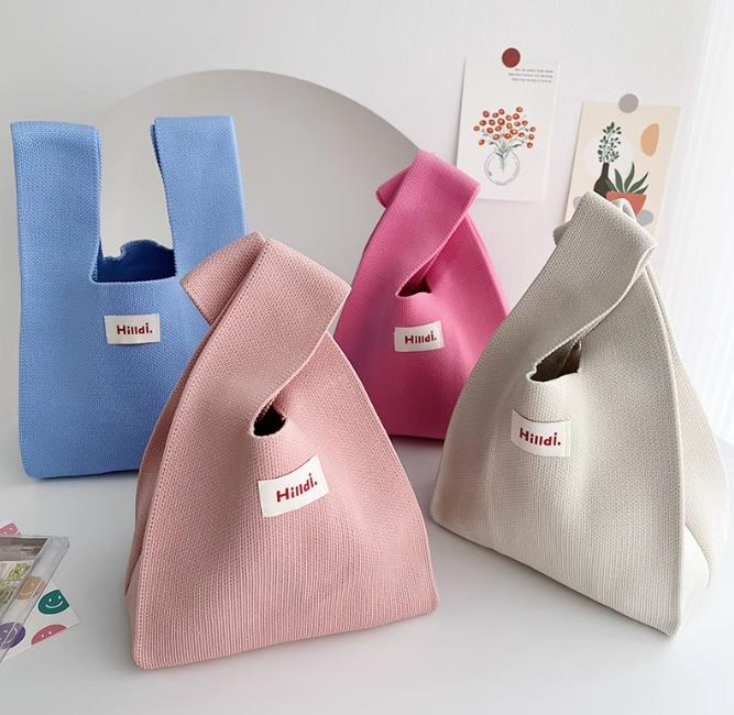 2023【秋冬新品】子供服 韓国風 レディースバッグ ニット 収納袋 ins 