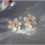 925銀針 可愛い デイジーピアス 夏 人気 花のイヤリング ガーリーピアス ジュエリーアクセサリー